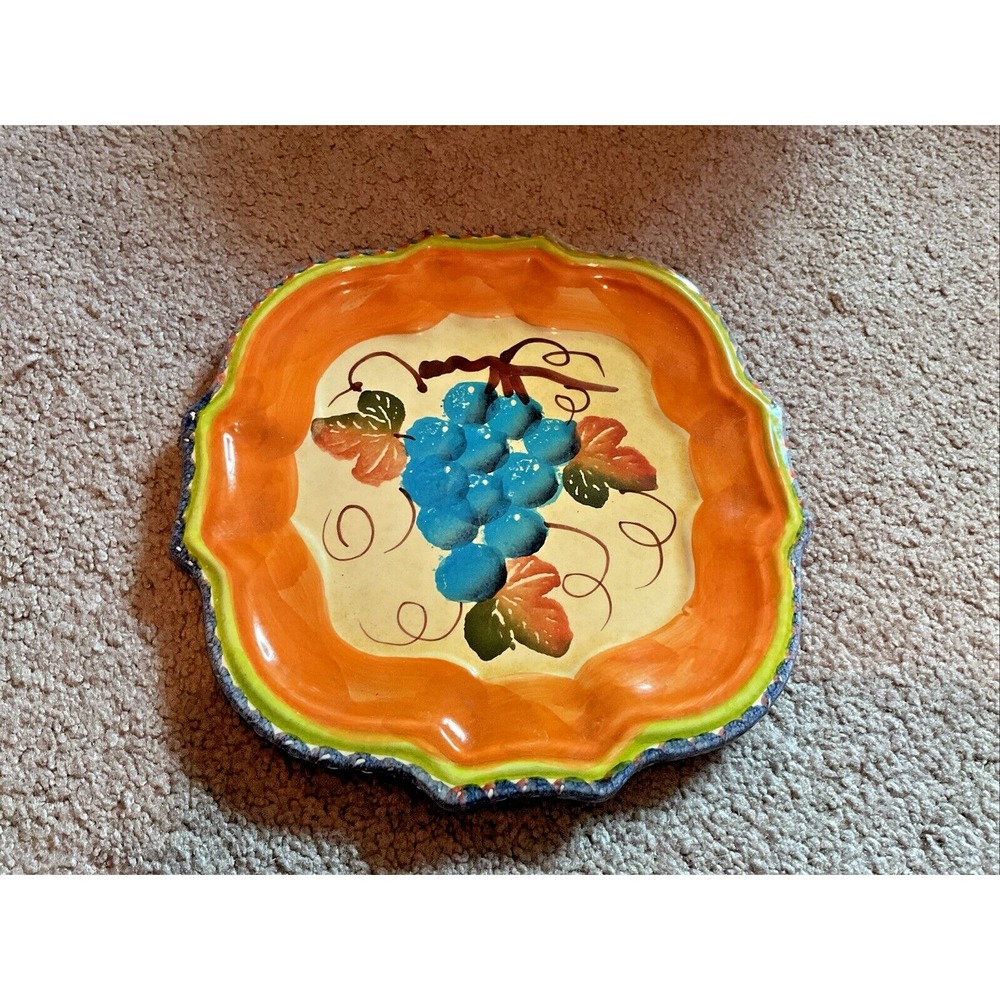 ITALIAN 8 1/2" x‎ 8 1/2" Ceramic Hand Painted dec. dish w/Grapes & leaves